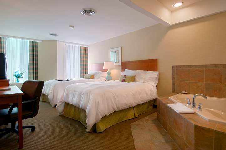 Hampton Inn & Suites Milwaukee Downtown Room photo